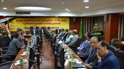 محافظ الدقهلية يفتتح ميدان الغرفة التجارية بالمنصورة بعد تطويره (صور)