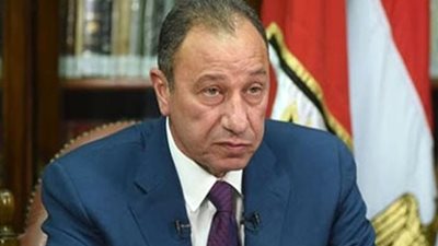 الخطيب يقرر إيقاف لاعبي الأهلي وإحالتهما للتحقيق