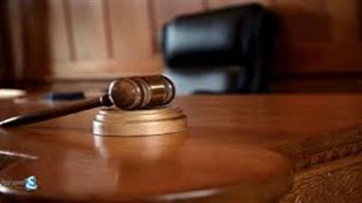 إحالة المتهمين بقتل طالب بسبب خلافات مالية بينهم في 