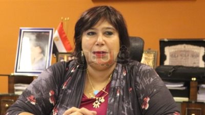 وزيرة الثقافة تنقل تبعية مسرح «ملك».. وإسماعيل مختار: قرار صائب