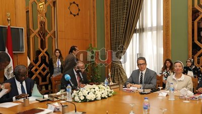 الآثار توقع بروتوكول تعاون بين مصر وغينيا في مجال المتاحف