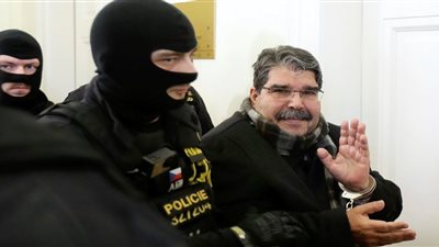 التشيك تفرج عن الزعيم الكردي صالح مسلم رغم طلب تركيا تسلمه