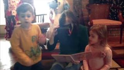 بالفيديو.. نظارة جوجل تعيد النظر لضريرة بعد 8 سنوات