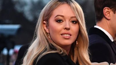 ابنة ترامب ترد على موقف والدها بقصيدة