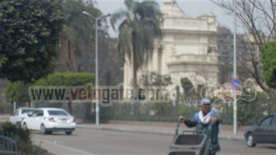 بالصور.. الهدوء يسيطر على محيط قصر القبة