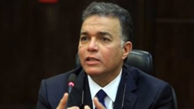 تفاصيل صورة تسببت في ورطة للسكة الحديد مع وزير النقل