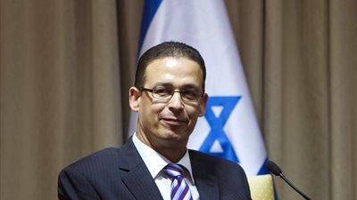 إسرائيليون يطالبون مصر بإعادة سفيرها إلى 