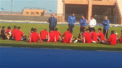 مختار مختار للاعبي الإنتاج: مباراة النصر أصعب من الأهلي