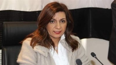 نبيلة مكرم تستكمل جولتها لحث المصريين بالخارج على المشاركة في الانتخابات