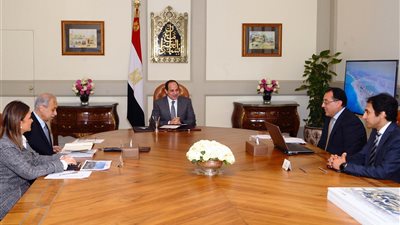 مدبولي لـ«السيسي»: مساحة العلمين الجديدة 48 ألف فدان