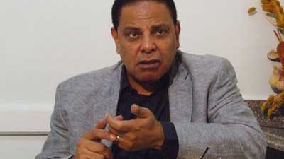 «الأسواني»: النظام الحالي لا يتقبل النقد