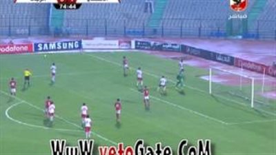 بالفيديو.. أحمد فتحي يهدر ضربة جزاء للأهلي أمام الرجاء