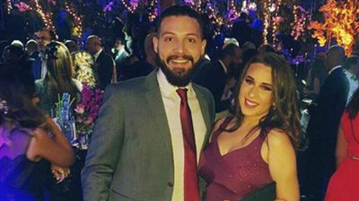 أسما شريف منير تنفي انفصالها عن خطيبها الفنان محمود حجازي