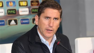 السيد حمدي يؤجل الصدام مع 