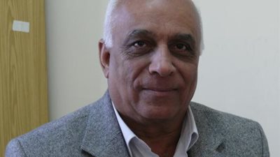 عبد الستار قاسم: الإسلام السياسي روع الآمنين وانساق خلف تعصبه وعنصريته