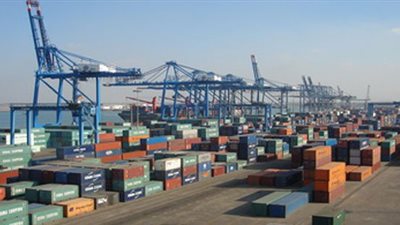 إغلاق ميناء دمياط لارتفاع الأمواج