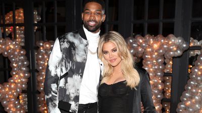 تريستان تومبسون يحاول مصالحة كلوي كارداشيان بسيارة بورش جديدة