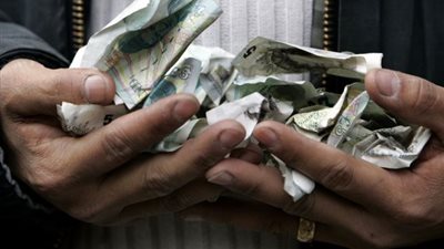 دراسة تكشف وقت شعور الإنسان بالسعادة