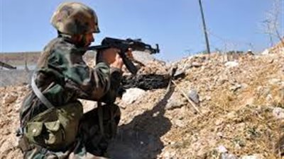 مسلحون يطلقون النار على مواقع الجيش السوري بالغوطة