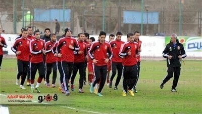الأهلي يتراجع ويواجه 