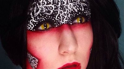 بالصور.. أشكال مرعبة بالماكياج على وجوه الفتيات