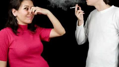 التدخين السلبي يسبب الإجهاض المبكر والعقم