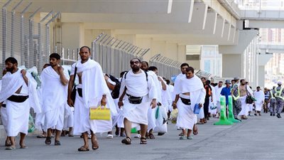 السياحة تخطر الشركات لتحديث بيانات مشرفيها لإعفائهم من رسوم العمرة