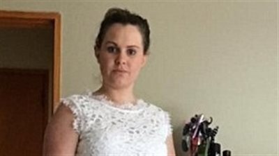 أفشل صفقات الفساتين عبر الإنترنت تروع الفتيات (صور)