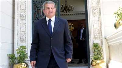 وزير الرياضة يعود للقاهرة بعد فشل رحلته للبرازيل