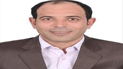 «الحرة للتغيير» تطالب بتفسير رسالة «الجيش معنا والرئيس أدب السيسى»