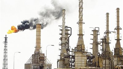 2 % تراجعا في واردات الصين من النفط السعودي