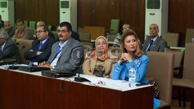 تفاصيل مؤتمر «البذور المتحملة للملوحة».. بوفيه لأطعمة مصنوعة من نبات الكينوا.. شكرية المراكشي: غذاء صحي متكامل تزرعه 70 دولة حول العالم.. وهذه خطة تعمير الصحراء والتنمية المستدامة