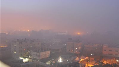 المدفعية الإسرائيلية تقصف مطار غزة والشريط الحدودي مع مصر