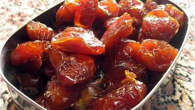 التمر ضيف دائم على مائدة الإفطار في فلسطين