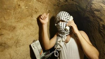 تقرير دولي: 10 أنفاق فقط تعمل بين مصر وغزة