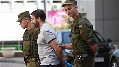 أنباء عن إتمام صفقة كبيرة لتبادل السجناء بين روسيا وأوكرانيا