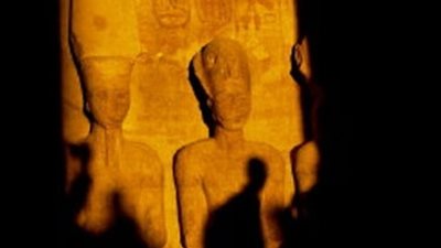 وزير الآثار: الشمس تتعامد على وجه «رمسيس الثاني» ليحيا كإله