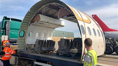 طائرة تتحول إلى منزل عطلات مميز (صور)