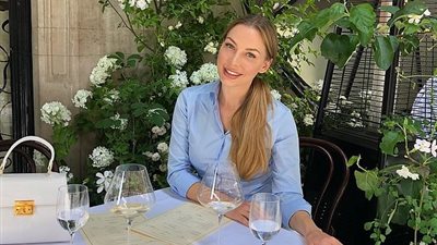 مدونة جمال تكشف أسرار المرأة الأنيقة الجاذبة للرجال الأثرياء (صور)