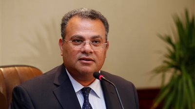 بريطانيا ترضخ لضغوط نتنياهو وتزيل الإعلانات المعادية لإسرائيل