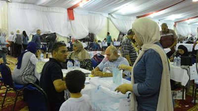 تزايد إقبال أعضاء نادي الزمالك على انتخابات الجمعية العمومية (صور)