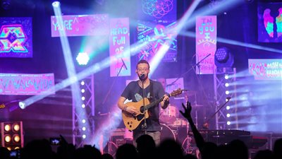 «ستروبيرى سوينج» تبدع بأغانيها في ساقية الصاوي (صور)