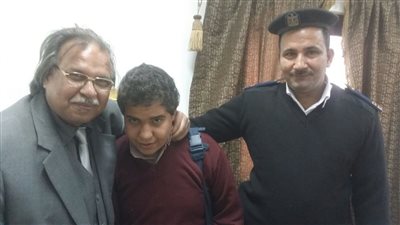 إعادة طالب ضل طريقه في العودة للمنزل بحلوان