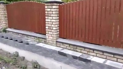 أسهل طريقة لترتيب عدد كبير من الحجارة في مكانها الصحيح (فيديو وصور)