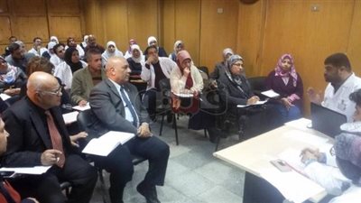 لجنة من التأمين الصحي تبحث تطوير مستشفى بني سويف (صور)