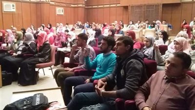 أستاذ علم اجتماع: عزوف الشباب عن الزواج سببه الرغبة في الحرية