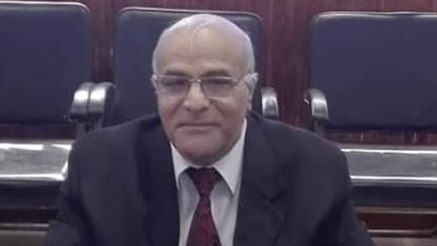 الحقيقة الغائبة في وفاة العالم النووي المصري.. موته المفاجئ أثار الجدل.. وزميله المقرب يكشف أسرارا جديدة في حياته..اعتزل الرصد الإشعاعي منذ نحو 10 سنوات.. ولم يعمل في أي مشروع نووي طوال مسيرته