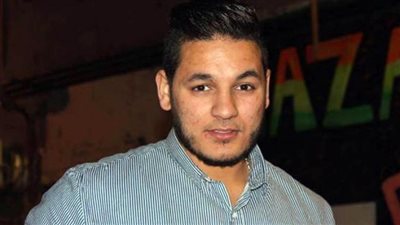 بالفيديو.. والد «دربكة» يطالب وزير الداخلية بإعدام أمين الشرطة في الشارع