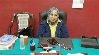 عزة بصل.. رفضت رشاوي لتمرير مخالفات لصالح تجار في دمياط (فيديو)