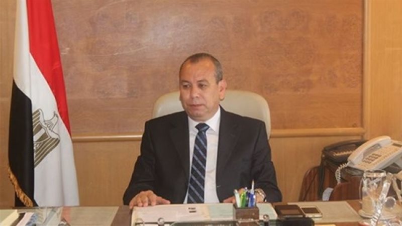 الدكتور إسماعيل عبد